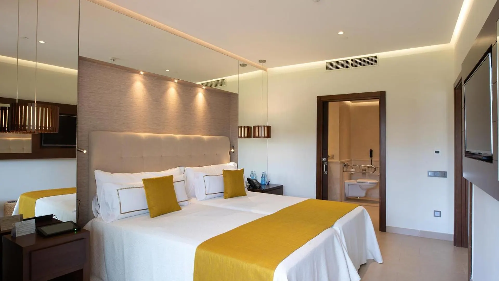 Hotel Gf Victoria Costa Adeje   Costa Adeje (Tenerife)